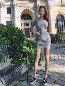 男同桌把我的奶罩扒了亲我的胸-铃原爱蜜莉种子